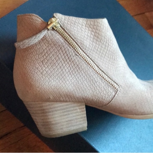 Franco Sarto Leather Booties - Light Mauve - Picture 3 of 10